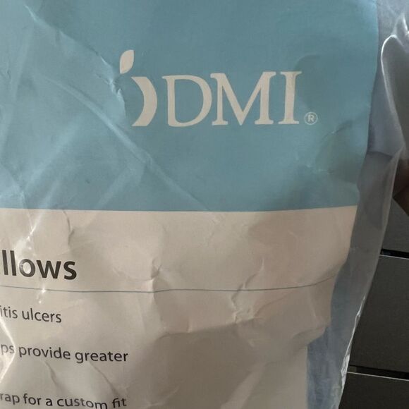 Duro-Med Industries Comfort Heel Pillows 1 pair - Picture 3 of 6